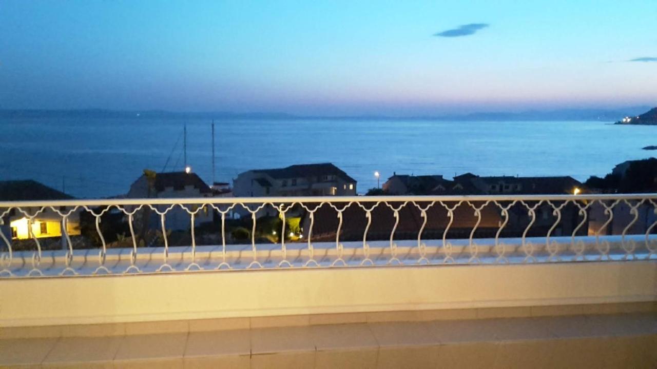 Villa Elit ドゥギ・ラット エクステリア 写真